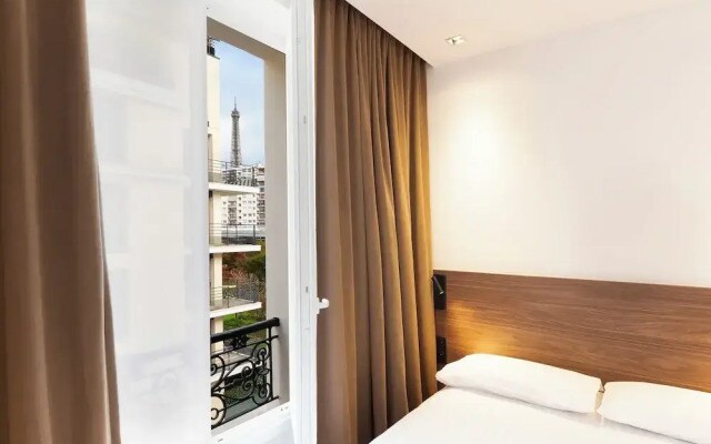 Les Suites Tour Eiffel