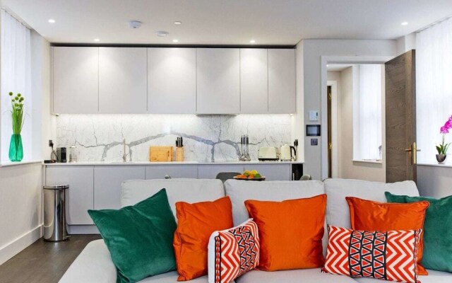 Luxury One Bedroom Apartment in Central London