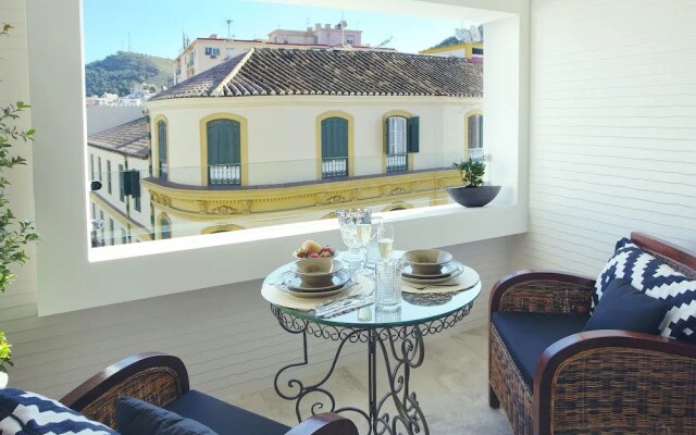 Cabaret Terrace Suite