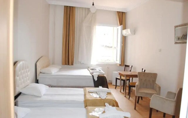 Hotel Grand Botan