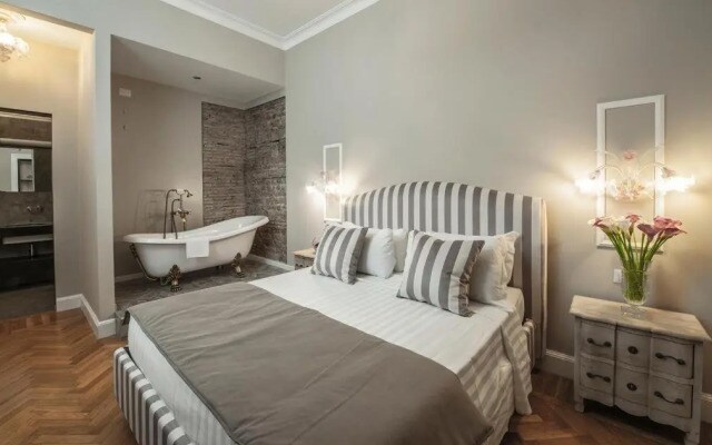 RELAIS56