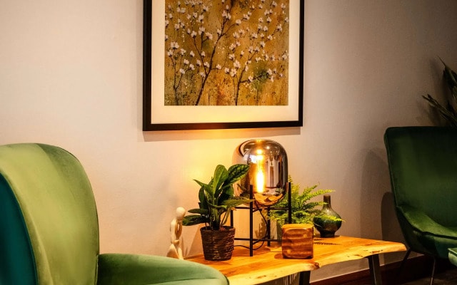 Radisson RED Hotel London Heathrow
