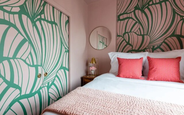 Luxury 2 Bedroom With AC - Louvre & Champs Elysees