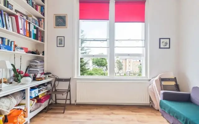 2 Bedroom Apartment in Kensington