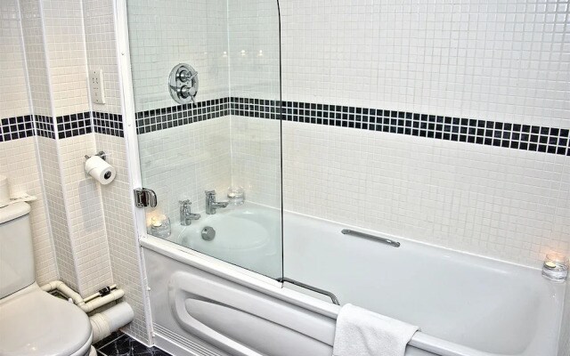 Base Serviced Apartments - Duke Street