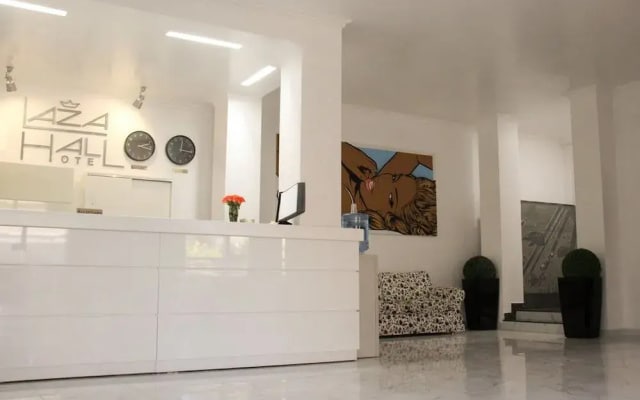 Отель Laza Hall