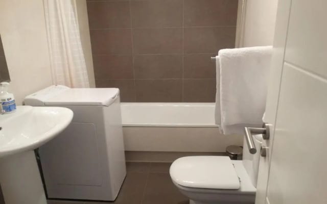 Málaga Apartamentos - Montaño, 18