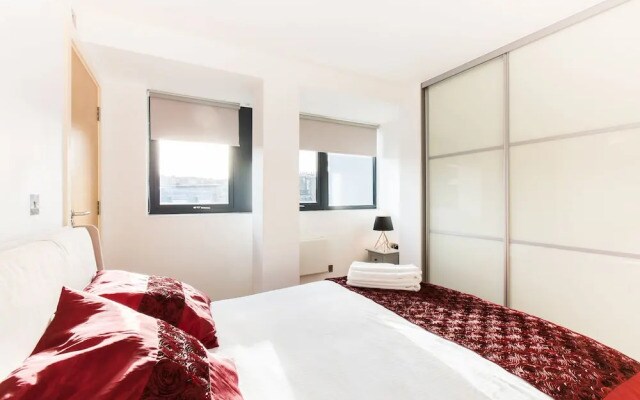 Luxury 2bed Apartment in Kensington A1