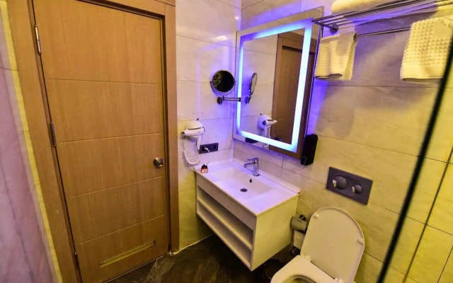 Restwon Suit Hotel