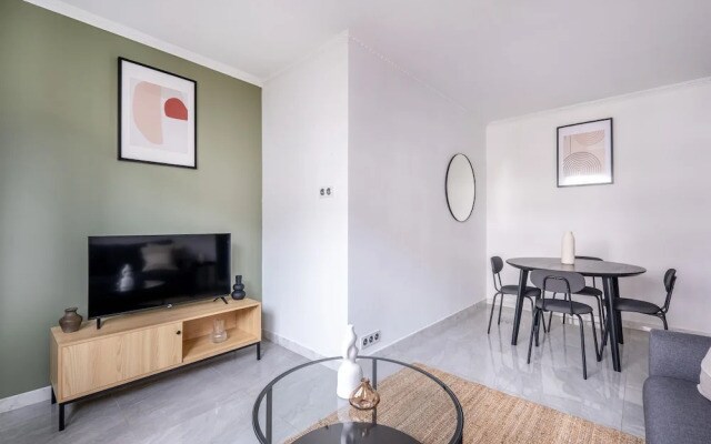 Appartement Charmant à Levallois