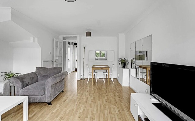 Beautiful Three-bedroom House in Richmond
