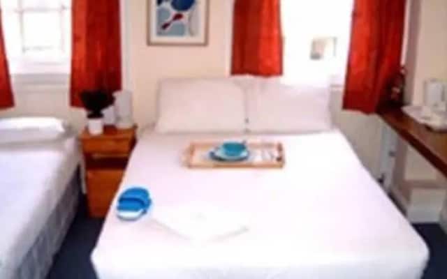 Guestready - The Fitzroy Hotel