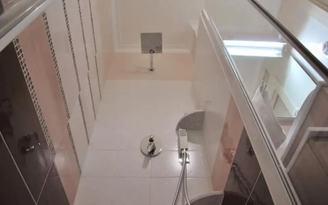 For Group: Luxury Apartment in City Center