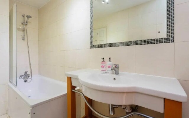 Veeve - Fulham Retreat