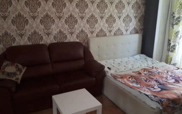 Добро пожаловать в столицу на улице Девятая Рота 17