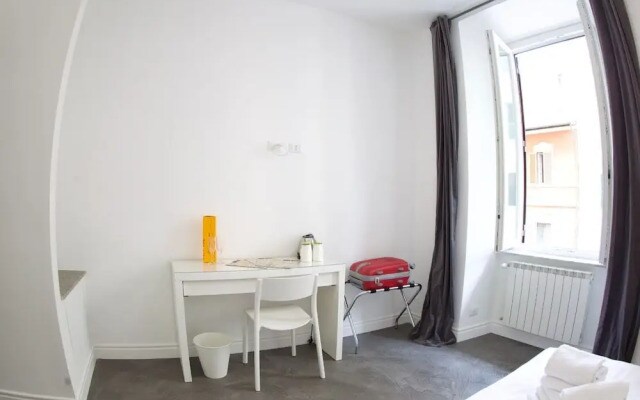 We Love Roma Guesthouse