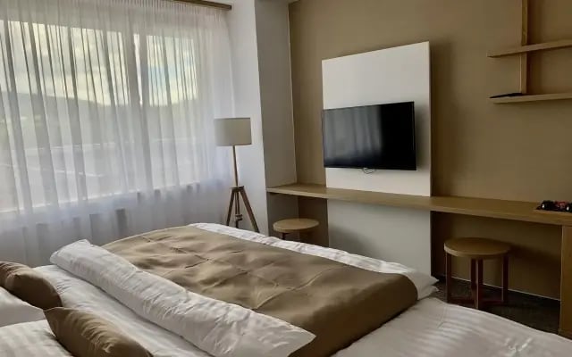 Hotel Adamantino