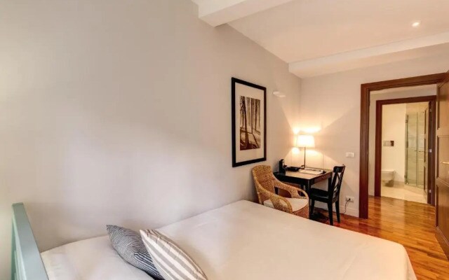 Trevi Chic Apartment