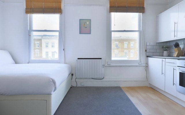 Cosy Studio In West London Fits 2