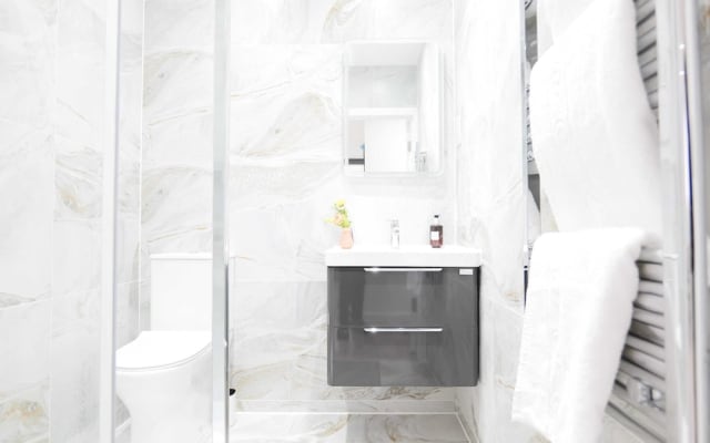The Wembley Crown Luxe 1 Bed Flat