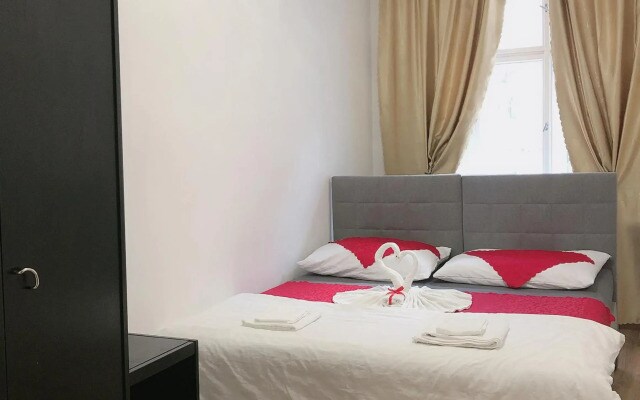 Lena Apartment