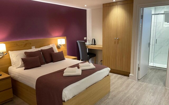 Holtwhites Hotel