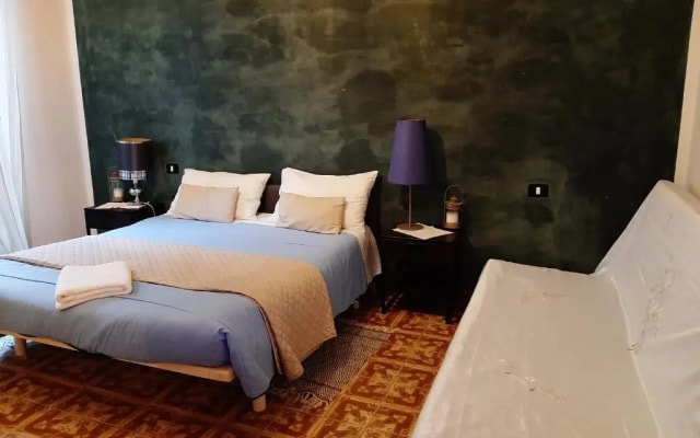 trastevere corner 8 apartment