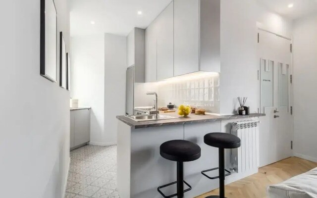 Ziggy - 3 Bedrooms and Terrace and Balcony in Trafalgar