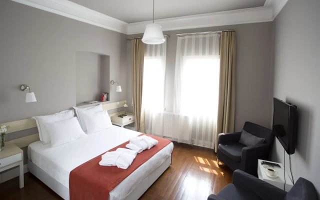 Miel Suites