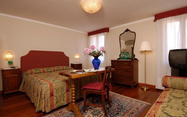Hotel San Zulian