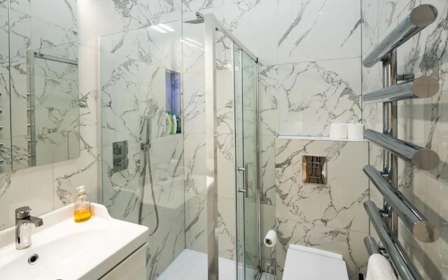 3 Beds, Opposite Museums, Harrods, Hyde Park