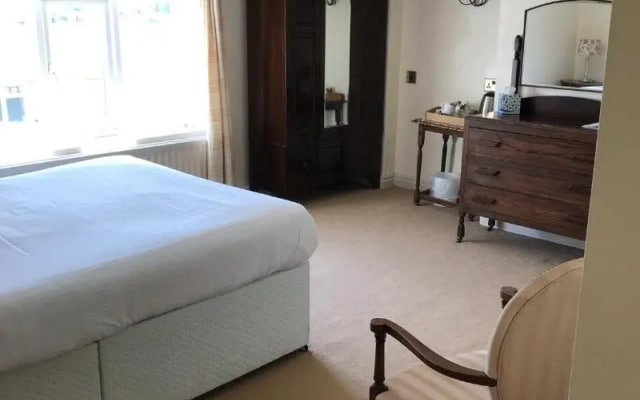 Wheatsheaf Inn