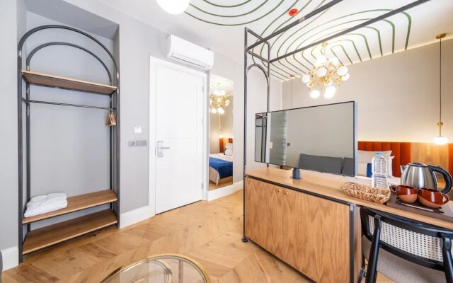 Balo Suite Hotel