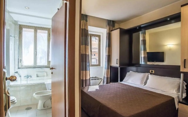 Hotel Tritone Rome