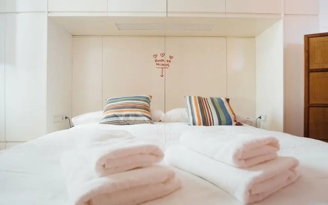 IAKAI Homes Lovely