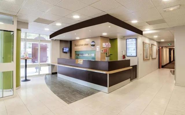 B&B HOTEL Paris Malakoff Parc des Expositions