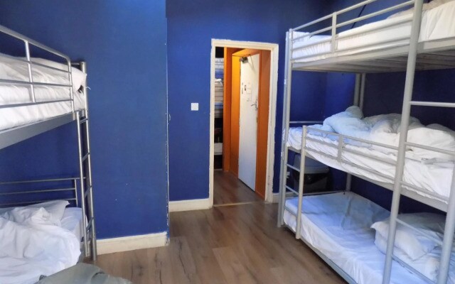 Phoenix Hostel