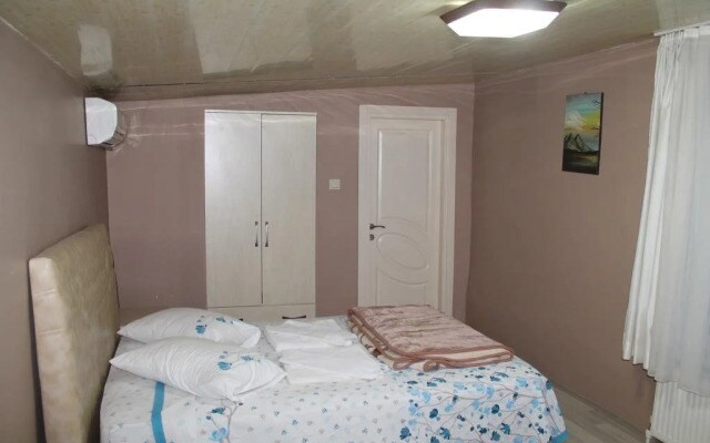 Kirmizi Yali Motel