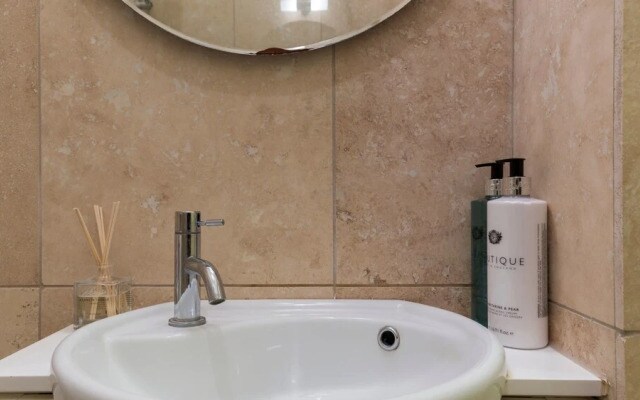 Beautiful studio near Clapham Common