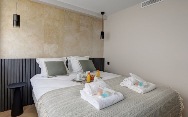Sublime AC Apartment Eiffel Tower Champs de Mars