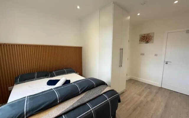 Moorfields Villa