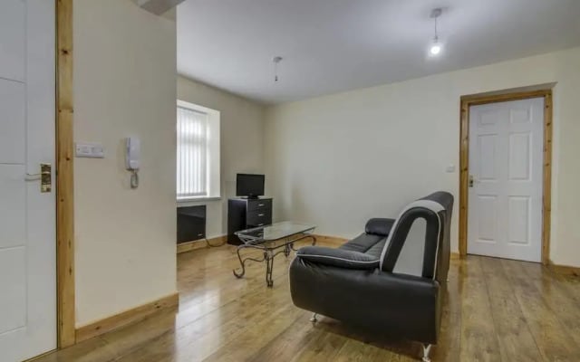 2 Bed, Luxury Apt4 Throstles