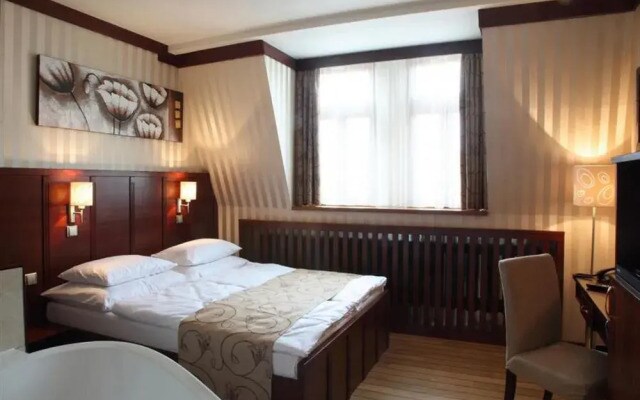 Hotel Alfred