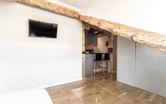 ATOCHA SKI PENTHOUSE STUDIO with views