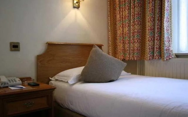 Umi Hotel