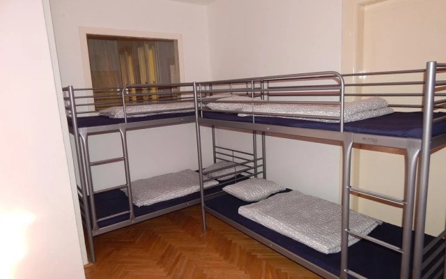 Hostel Del Medio