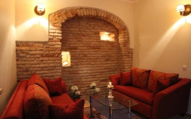 Anre Apartments