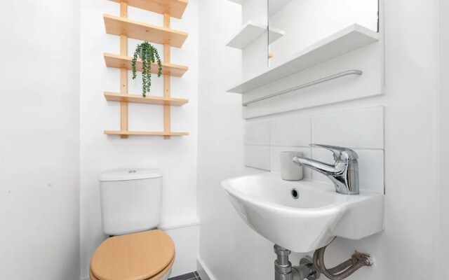 Apartment In Kensington