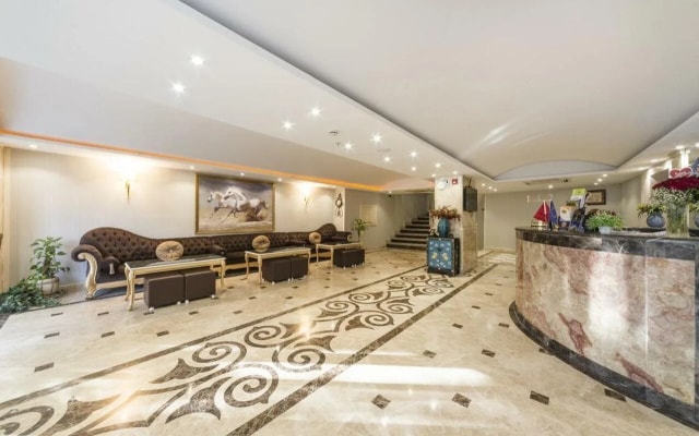 Kunlun Kensington Hotel
