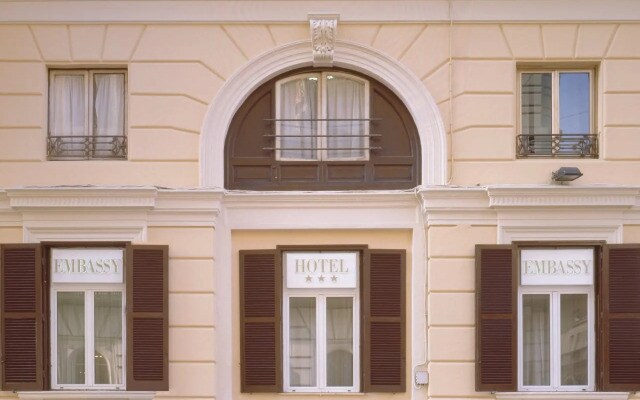 Hotel Embassy